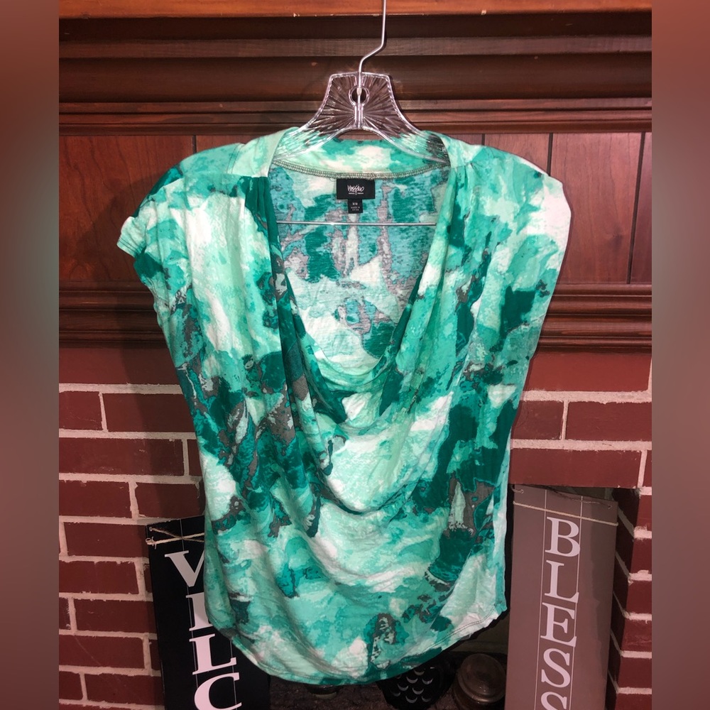 Women’s shirt